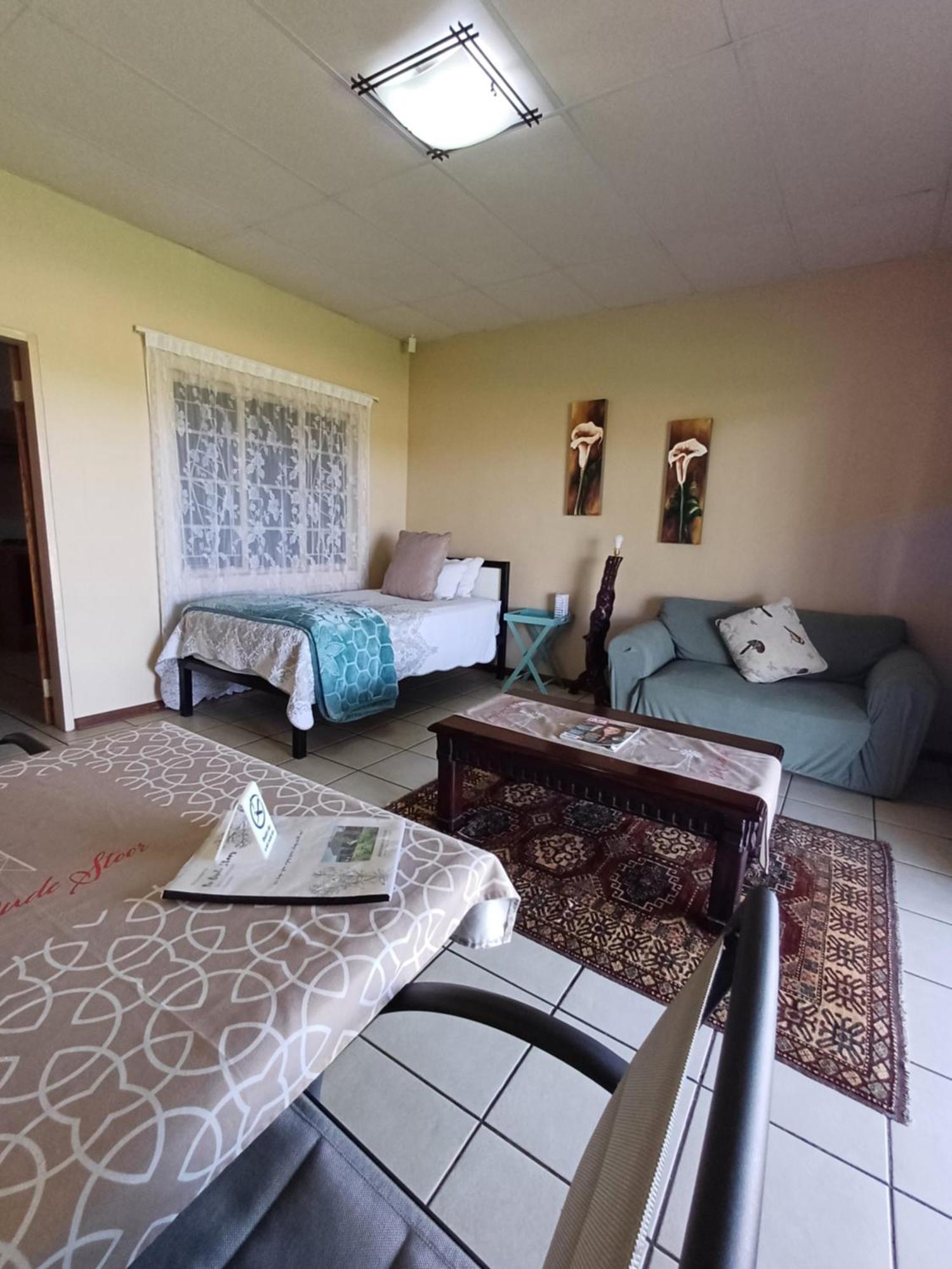 Augrabies De Oude Stoor Guesthouse Bagian luar foto