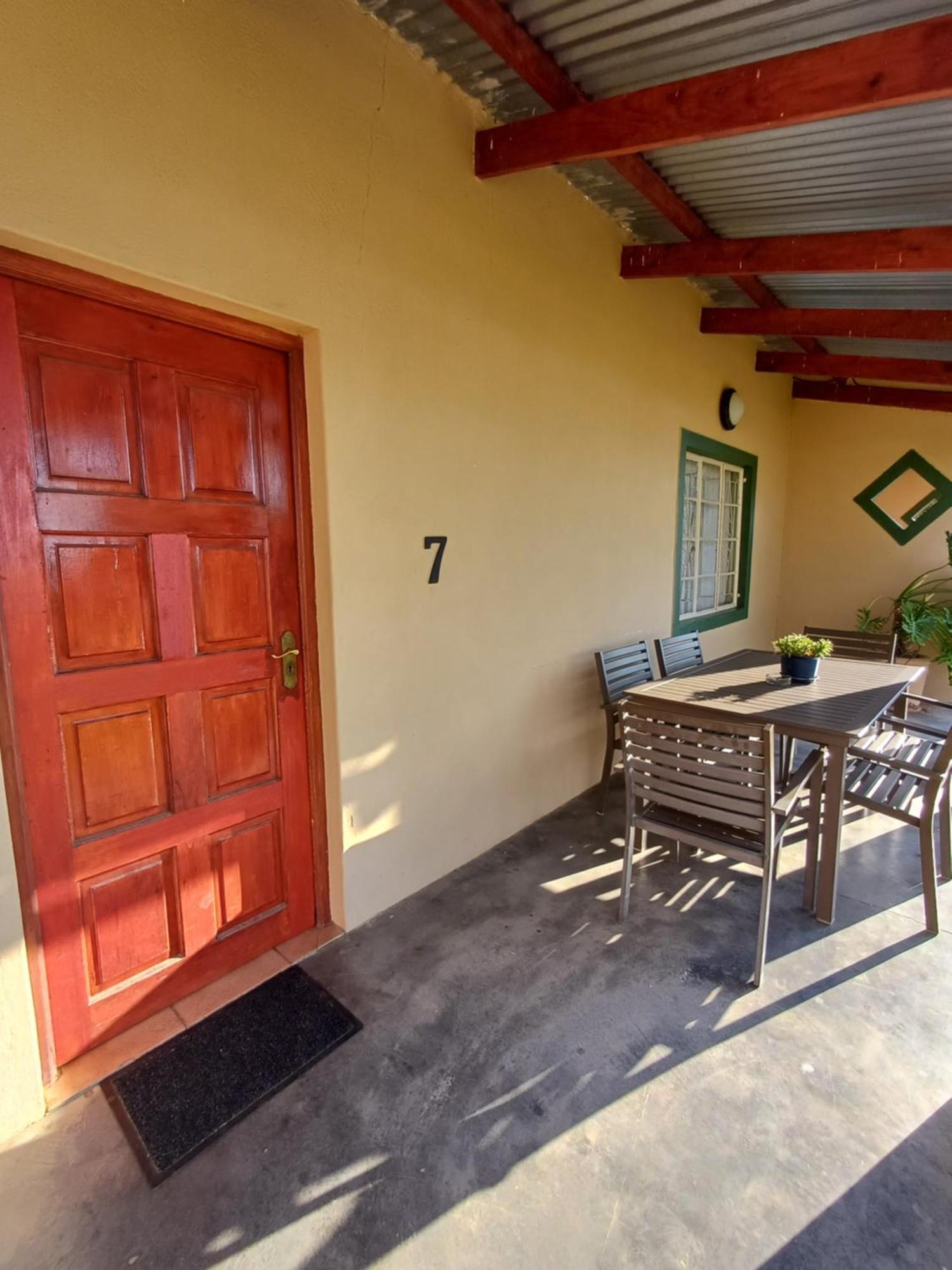 Augrabies De Oude Stoor Guesthouse Bagian luar foto