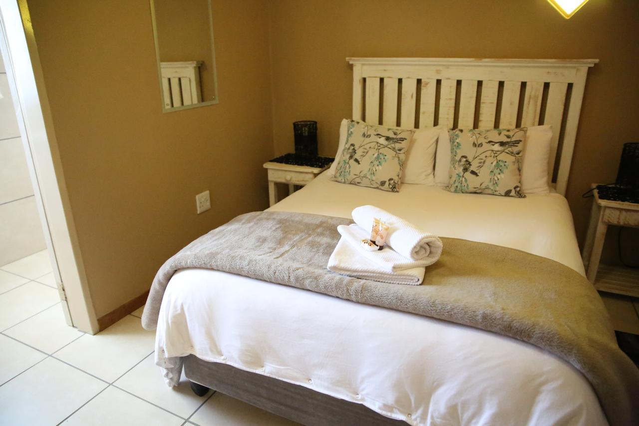 Augrabies De Oude Stoor Guesthouse Bagian luar foto