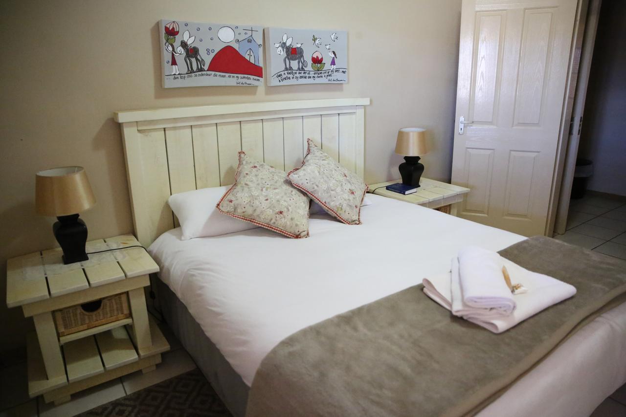 Augrabies De Oude Stoor Guesthouse Bagian luar foto