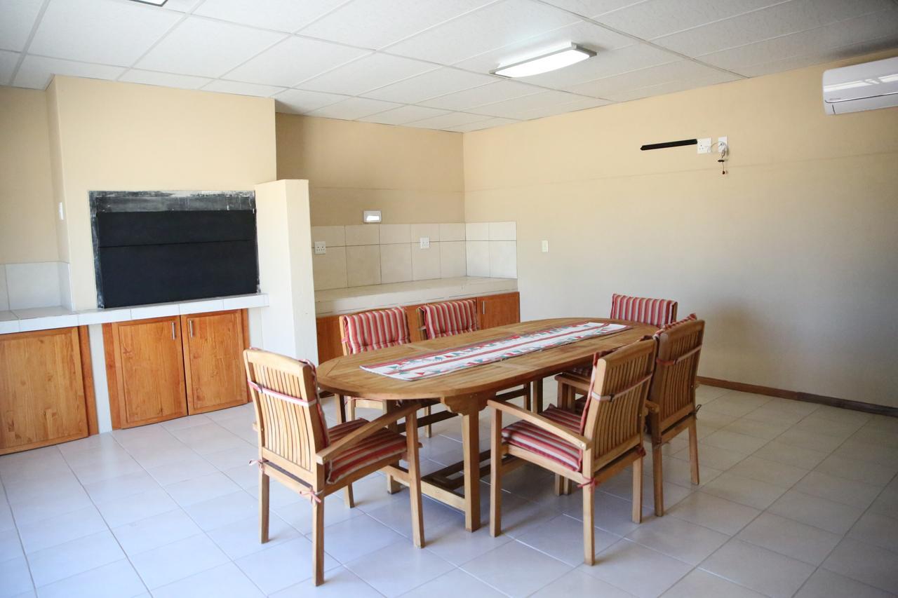 Augrabies De Oude Stoor Guesthouse Bagian luar foto