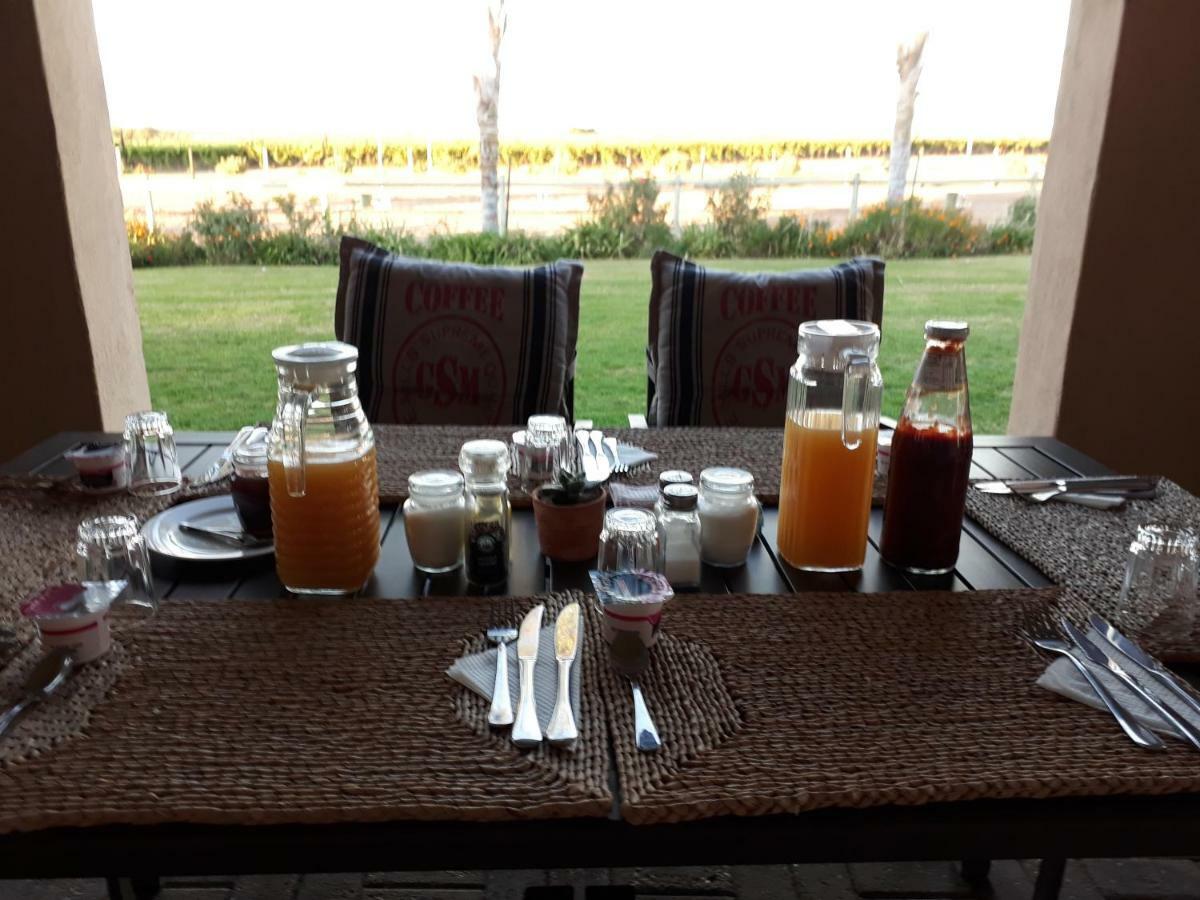 Augrabies De Oude Stoor Guesthouse Bagian luar foto